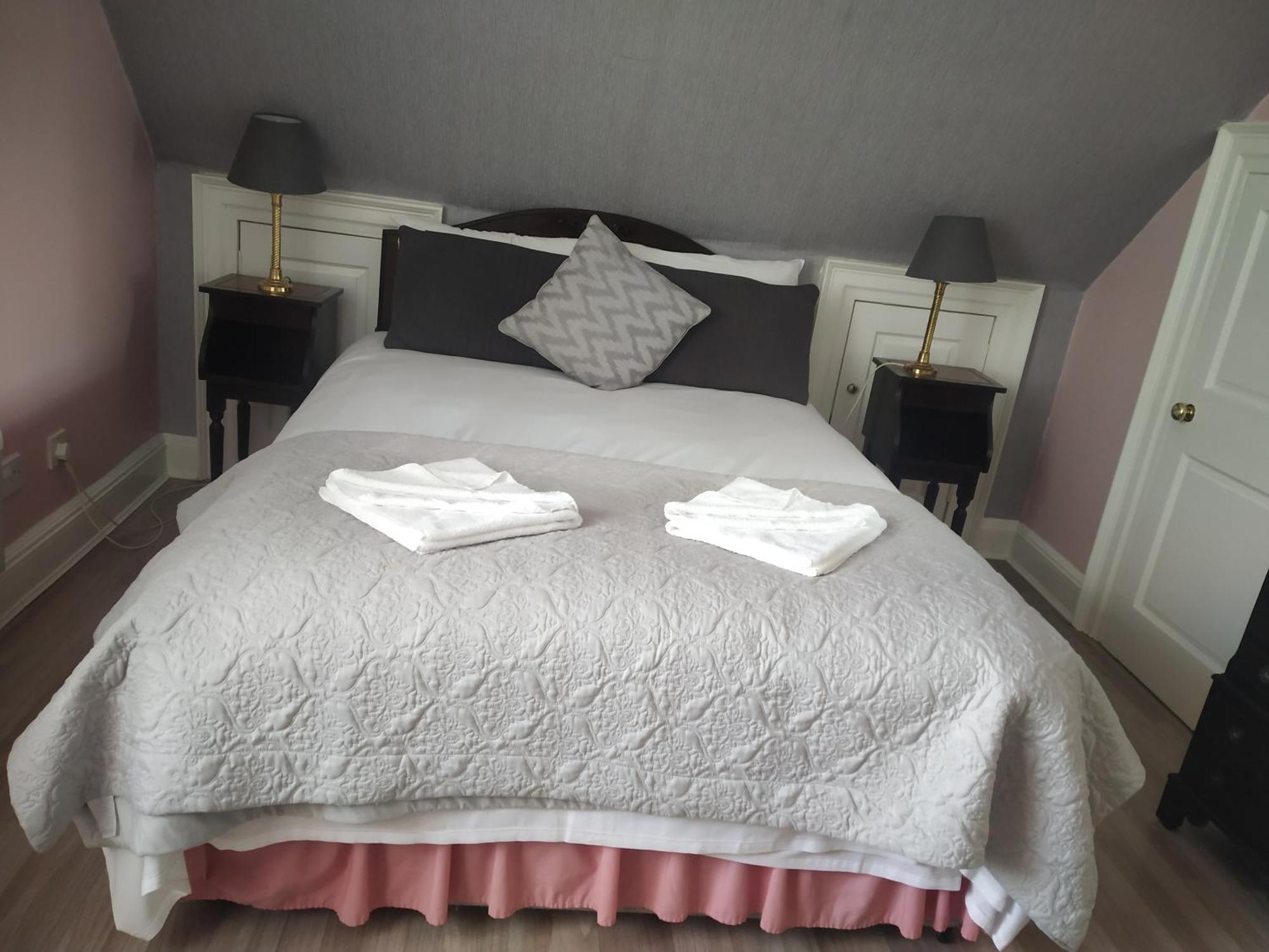 Glasgow City Charlotte Service Aparments Bagian luar foto