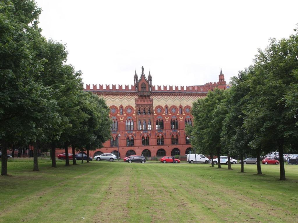 Glasgow City Charlotte Service Aparments Bagian luar foto