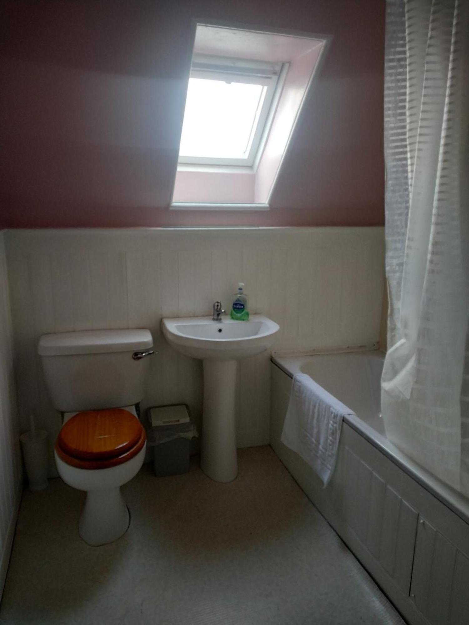 Glasgow City Charlotte Service Aparments Bagian luar foto