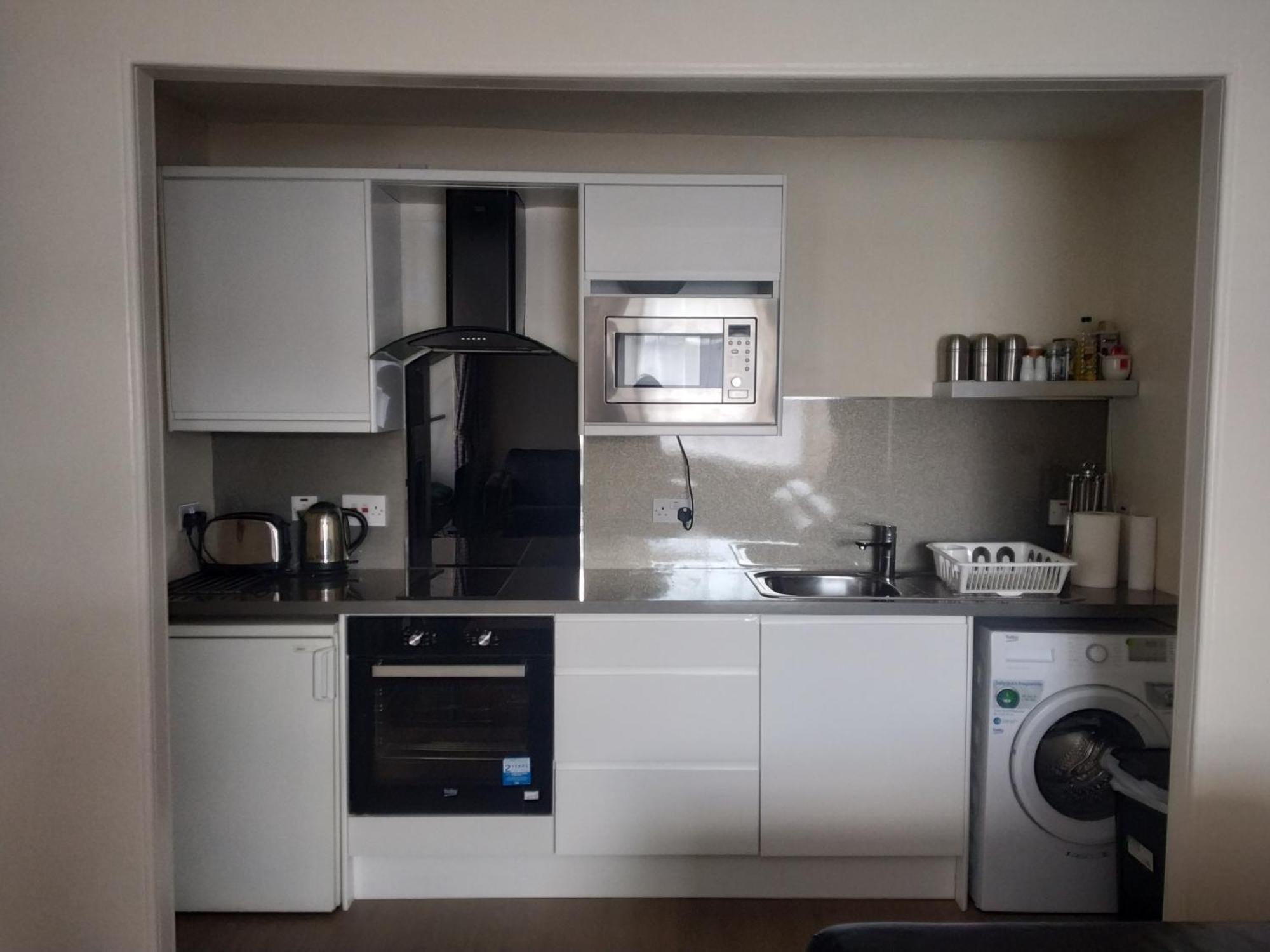 Glasgow City Charlotte Service Aparments Bagian luar foto